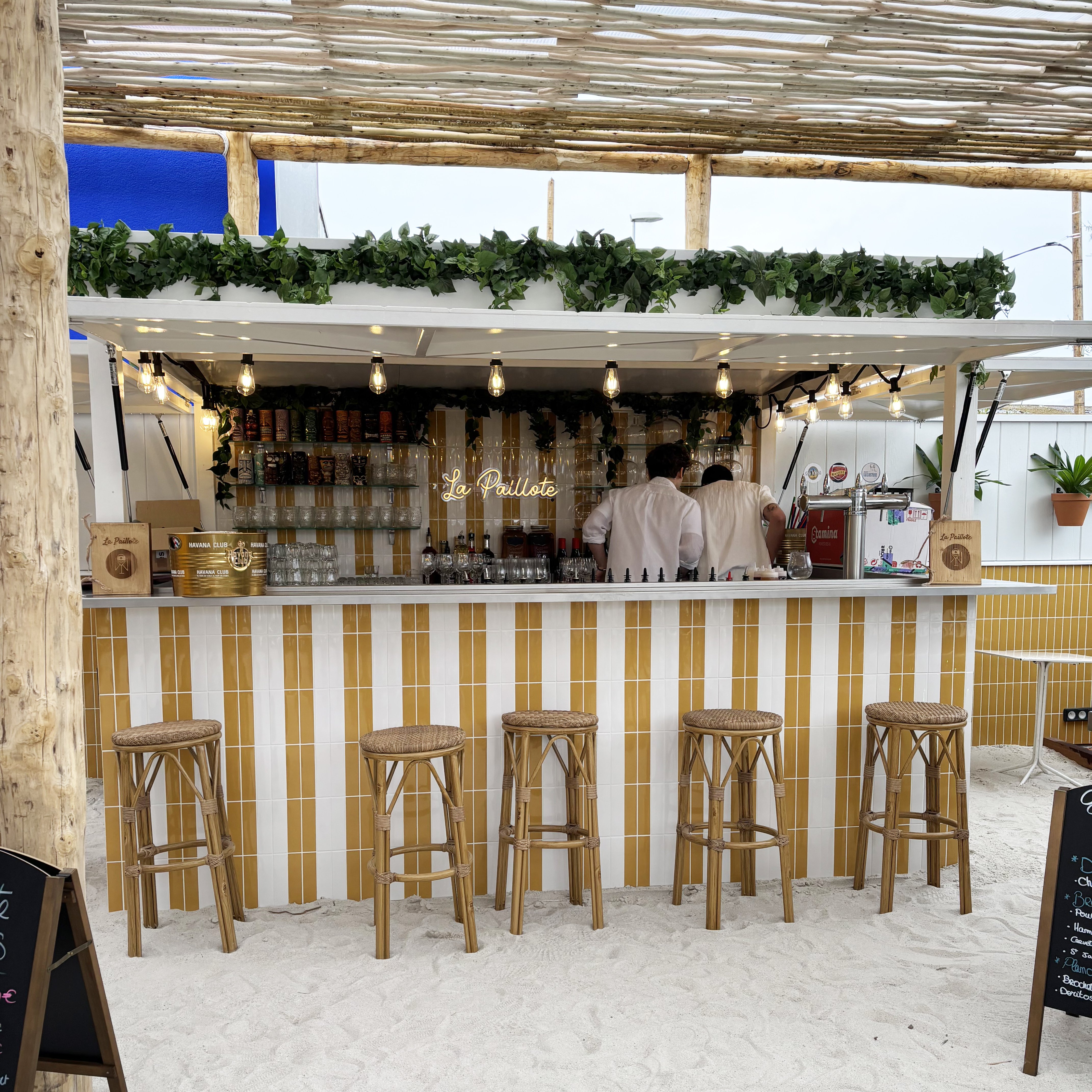 Le Wilton Bar extérieur